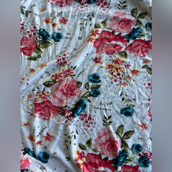 Milk Snob nursing/car seat cover - Picture 3 of 3